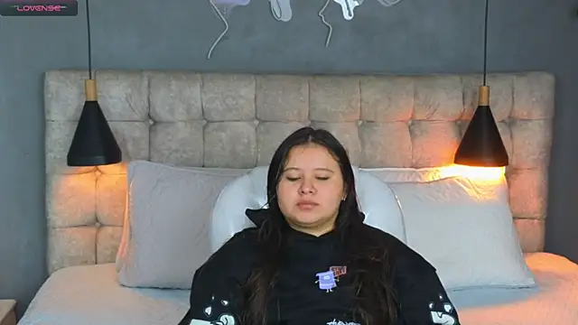 Laia and Aloby online show from 6, 1, 2026