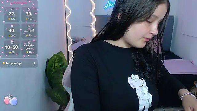 Krysstal tay online show from 8, 2, 2025