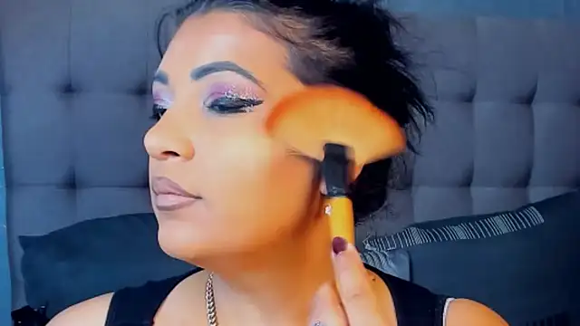 AmyCubes online show from 31, 10, 2025