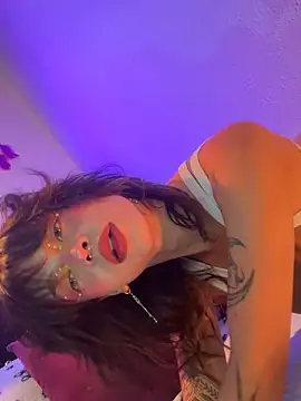 Kitty arts online show from 19, 10, 2025