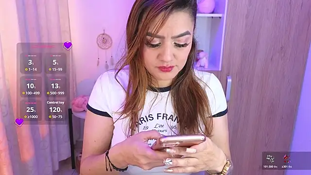 Snapshot of Lu_perez chatting on 17, 6, 2026 Lu perez online show from 17, 6, 2026