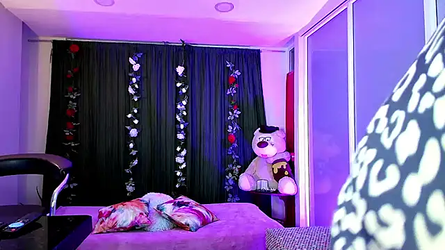 oriana thomson2 online show from 10, 2, 2025