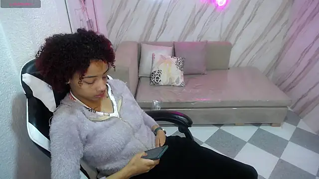 Violeth b online show from 11, 3, 2025