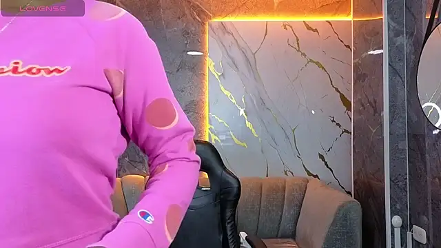 Violeth b online show from 18, 10, 2025