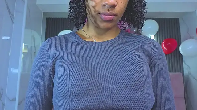 Snapshot of Violeth_b chatting on 2, 3, 2026 Violeth b online show from 2, 3, 2026