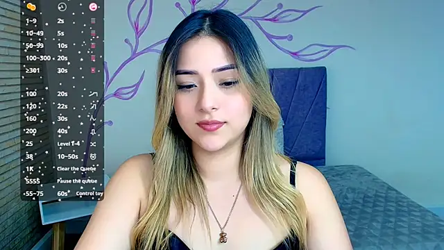 Snapshot of DahliaMoore chatting on 17, 12, 2024 DahliaMoore online show from 17, 12, 2024
