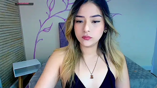 Snapshot of DahliaMoore chatting on 20, 12, 2024 DahliaMoore online show from 20, 12, 2024
