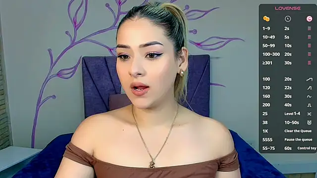Snapshot of DahliaMoore chatting on 18, 1, 2025 DahliaMoore online show from 18, 1, 2025