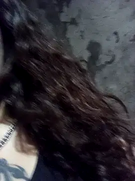 lucylovles online show from 12, 2, 2025