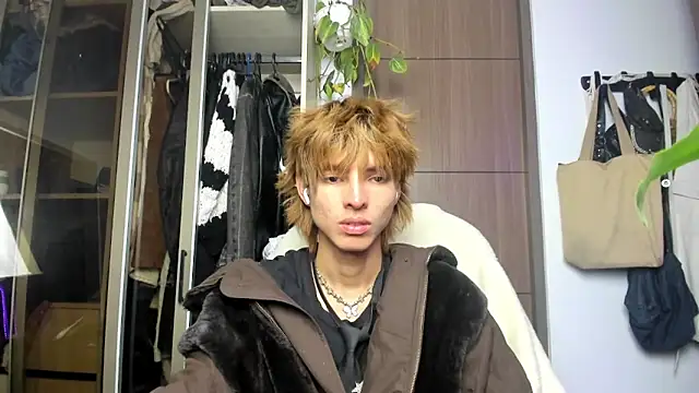 santy-kitty online show from 22, 2, 2025