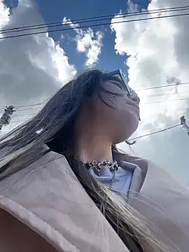 EemaHaruki online show from 7, 11, 2025