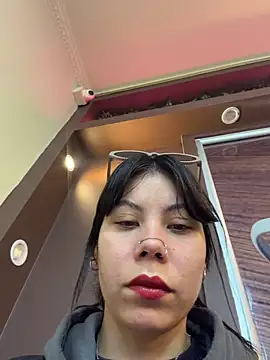 Snapshot of EemaHaruki chatting on 5, 5, 2026 EemaHaruki online show from 5, 5, 2026