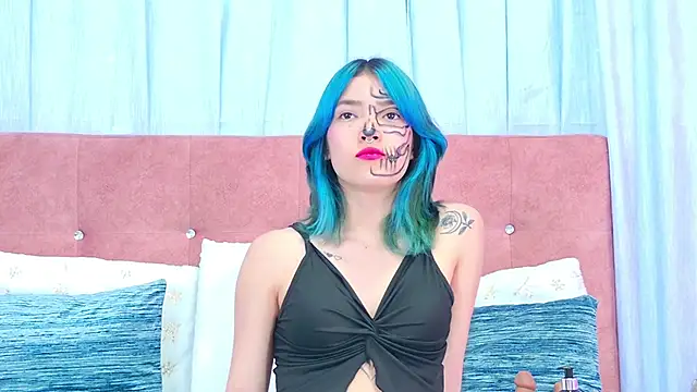 Snapshot of AlliciaKim chatting on 29, 10, 2025 AlliciaKim online show from 29, 10, 2025