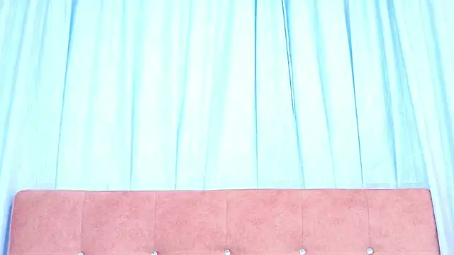 Snapshot of AlliciaKim chatting on 1, 11, 2025 AlliciaKim online show from 1, 11, 2025