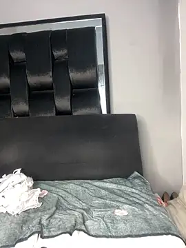 perlita05 online show from 13, 3, 2025