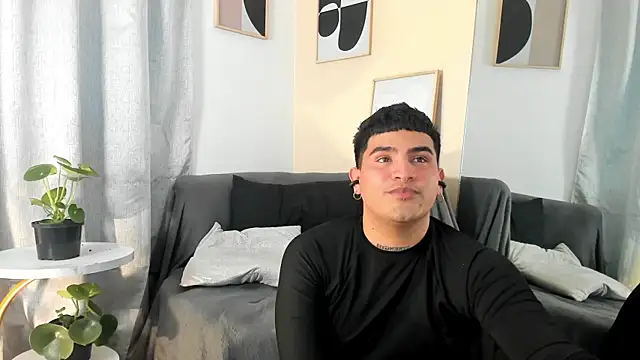 MatheoVelez online show from 25, 1, 2025