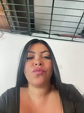 Snapshot of EmaBakker chatting on 29, 5, 2026 EmaBakker online show from 29, 5, 2026
