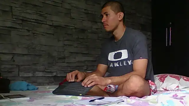 Sexylatin64 online show from 22, 2, 2026