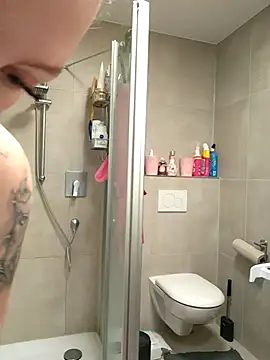 Snapshot of Milas_Dreams chatting on 7, 11, 2025 Milas Dreams online show from 7, 11, 2025