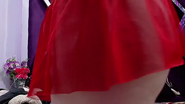 Mariana Benett online show from 12, 12, 2024