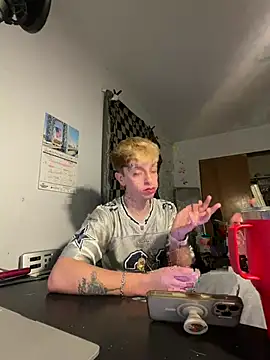 twentywithafelonyy online show from 18, 1, 2025