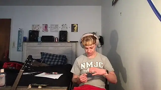 twentywithafelonyy online show from 17, 2, 2025