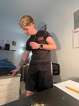 twentywithafelonyy online show from 22, 2, 2025