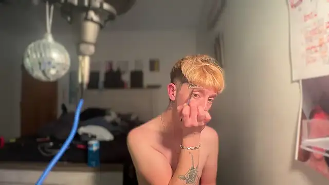 twentywithafelonyy online show from 26, 2, 2025