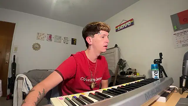 twentywithafelonyy online show from 29, 9, 2025