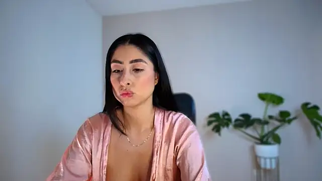 auroracaruso11 online show from 24, 2, 2026