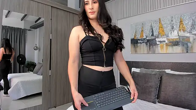 Snapshot of SaraGomez1 chatting on 22, 5, 2026 SaraGomez1 online show from 22, 5, 2026