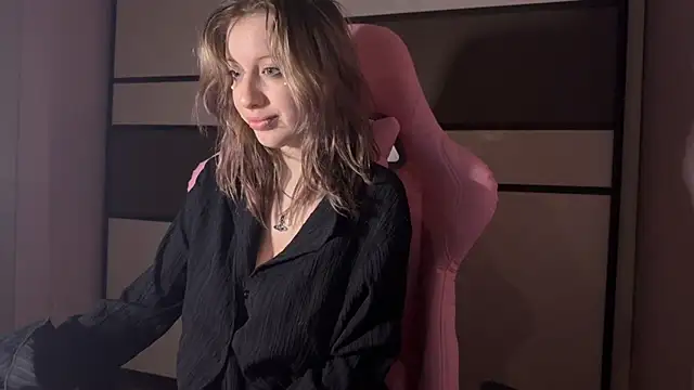 Snapshot of moundliicht1 chatting on 8, 1, 2026 moundliicht1 online show from 8, 1, 2026