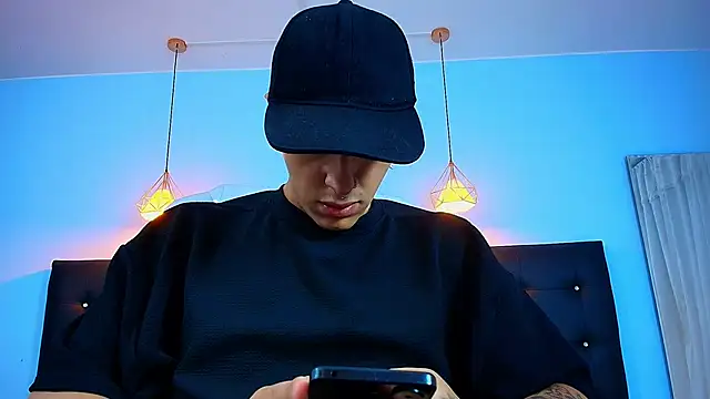 Lobo 17  online show from 31, 1, 2025