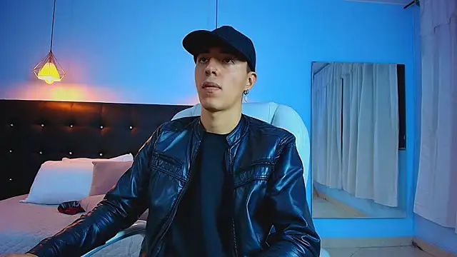 Lobo 17  online show from 5, 2, 2025