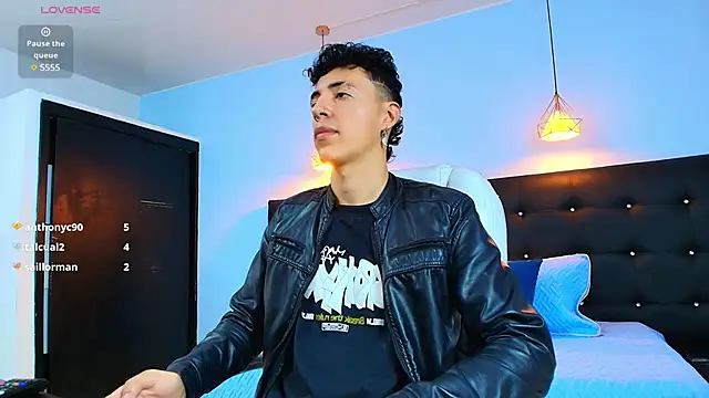 Lobo 17  online show from 13, 2, 2025