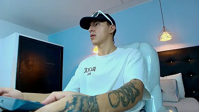 Lobo 17  online show from 15, 3, 2025