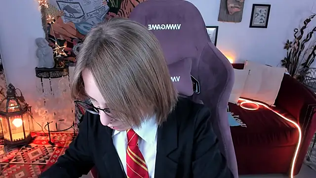 AphexQueen online show from 20, 1, 2025