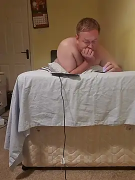 Snapshot of nofacewanker chatting on 5, 8, 2026 nofacewanker online show from 5, 8, 2026