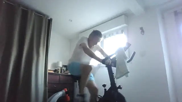 naturiste974 online show from 15, 4, 2026