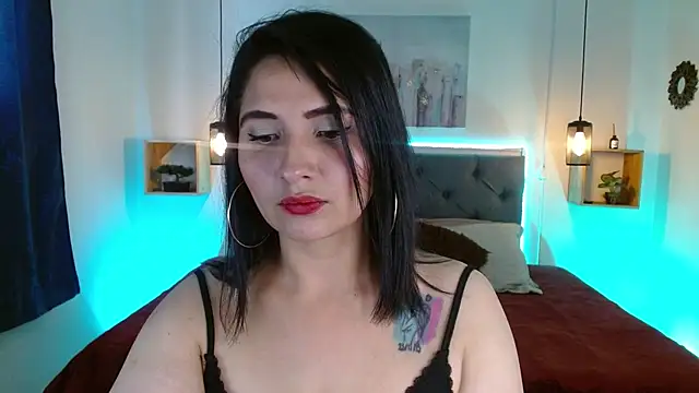 Snapshot of emily_leinner chatting on 17, 3, 2025 emily leinner online show from 17, 3, 2025