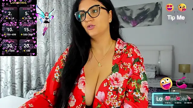 Snapshot of MyaBigBoobs chatting on 15, 10, 2025 MyaBigBoobs online show from 15, 10, 2025