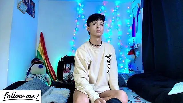 twink sebas  online show from 5, 1, 2025