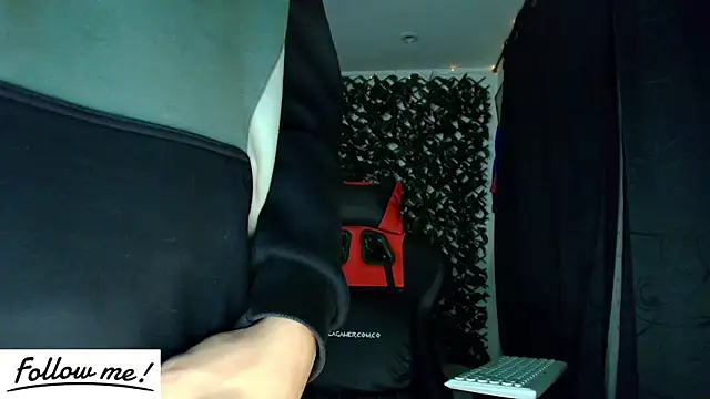 twink sebas  online show from 21, 1, 2025