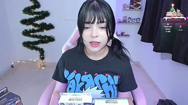 Snapshot of misshoneyxxx chatting on 22, 12, 2024 misshoneyxxx online show from 22, 12, 2024