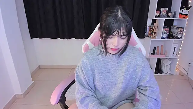 Snapshot of misshoneyxxx chatting on 6, 3, 2025 misshoneyxxx online show from 6, 3, 2025