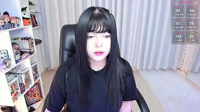 Snapshot of misshoneyxxx chatting on 9, 9, 2025 misshoneyxxx online show from 9, 9, 2025