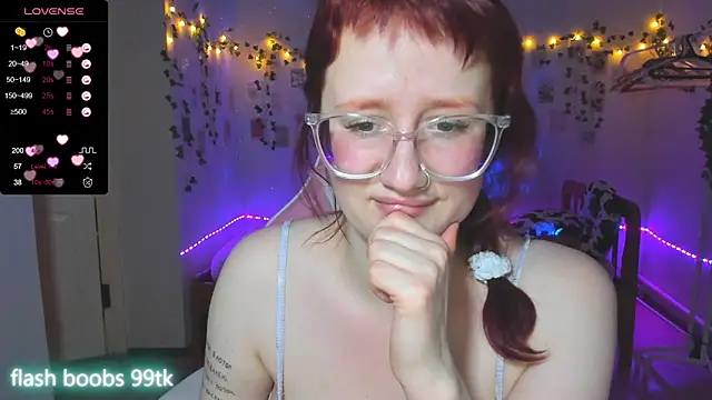 Snapshot of KrisTyBooBsin chatting on 14, 2, 2025 KrisTyBooBsin online show from 14, 2, 2025