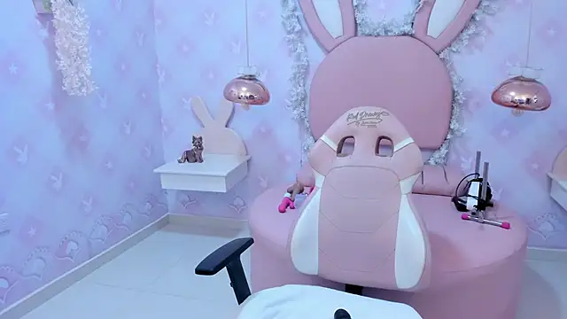 Saraa Skinny online show from 12, 12, 2024