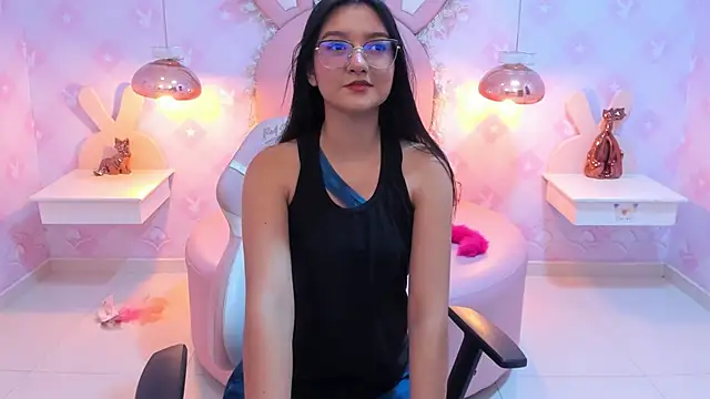 Saraa Skinny online show from 12, 2, 2025