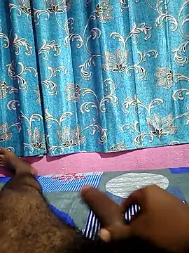 Juicy liquid online show from 13, 10, 2025